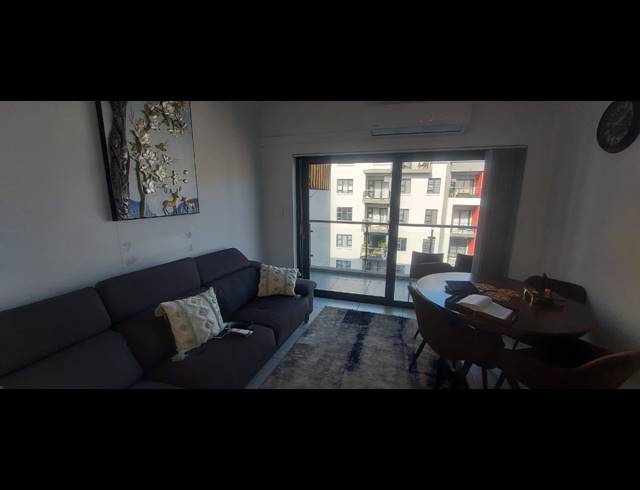 1 BEDROOM APARTMENT FOR SALE IN UMHLANGA RIDGE
